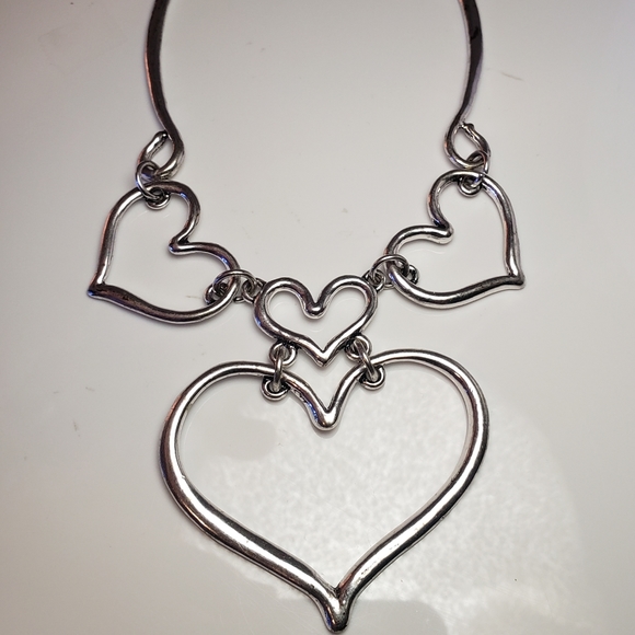 Silver tone hand made heart necklace - Picture 1 of 3